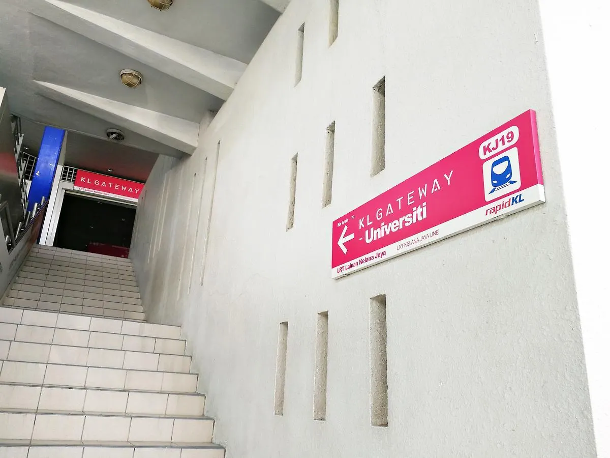 Little Bear Homestay @ Kl Gateway Kuala Lumpur
